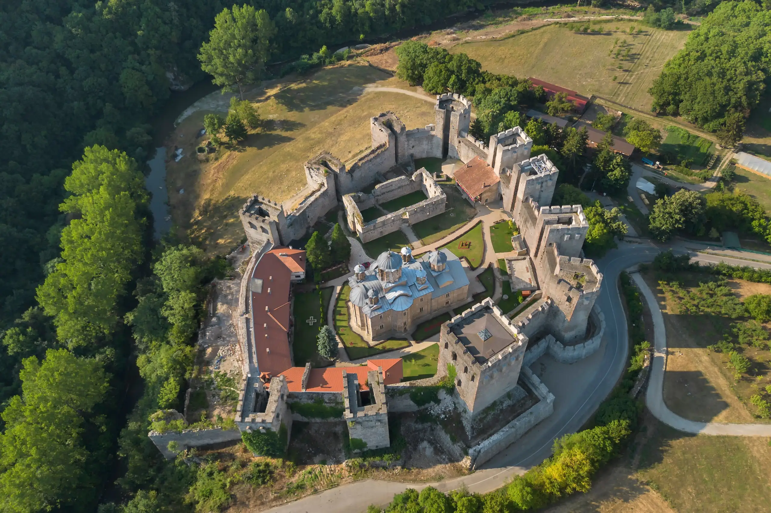 Manastir Manasija kod Despotovca, snimak iz vazduha